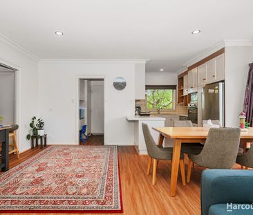 Bright and Spacious with a Private Courtyard - Photo 2