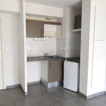 Location Appartement 2 pièces 39m² COLOMIERS 31770 - Photo 1