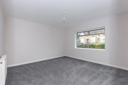 2 bedroom bungalow to rent - Photo 2