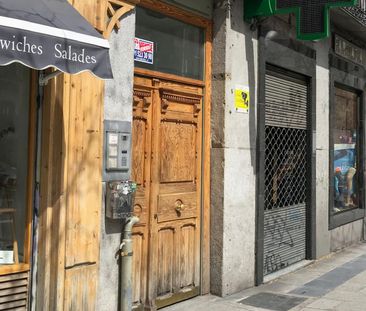 Apartamento de alquiler en Trafalgar - Photo 4