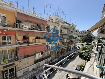 Studio/Γκαρσονιέρα για ενοικίαση Κέντρο (Χαριλάου) - Photo 4