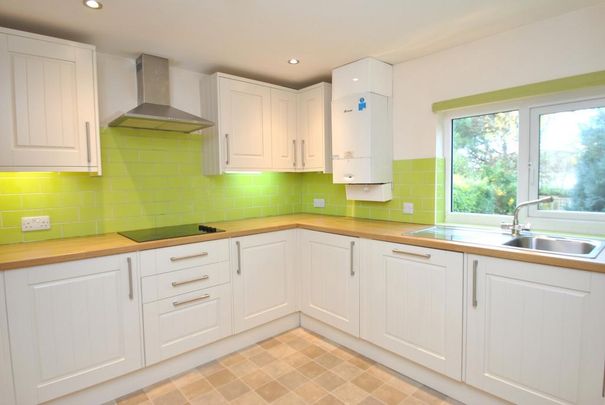 4 bedroom terraced house to rent - Photo 1