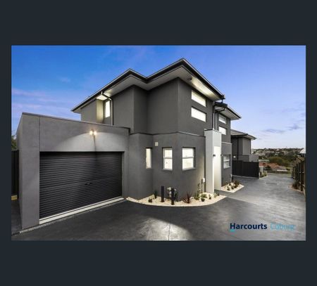 3/8 Stella Street, Glenroy, Vic 3046 - Photo 2