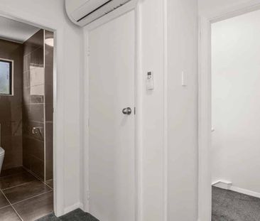 Spacious Newly Renovated 3-Bedroom Family Home in Ashburton - Photo 1