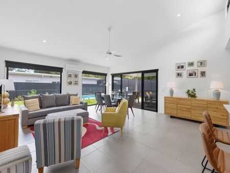 15 Forest Sound Place, Palmwoods QLD 4555 - House For Rent | Domain - Photo 2