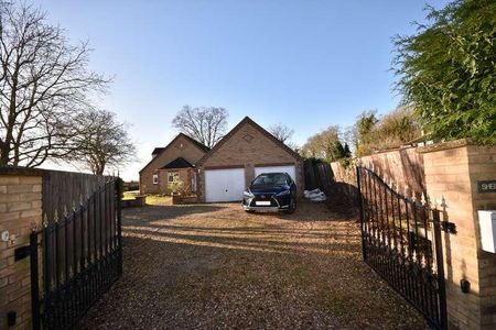 Rauceby Drove, South Rauceby, NG34 - Photo 3