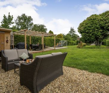 5 bedroom detached to rent Fourth Avenue, Denvilles - Photo 4
