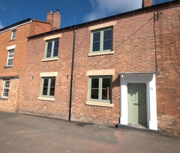3 bedroom character property to rent - Photo 2