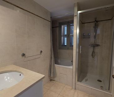 Location Appartement 3 pièces 78m² AIX EN PROVENCE 13100 - Photo 1