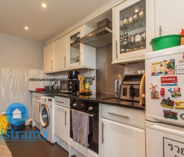1 bed Flat for Rent - Photo 4