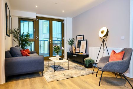 2 bedroom apartment - Photo 2