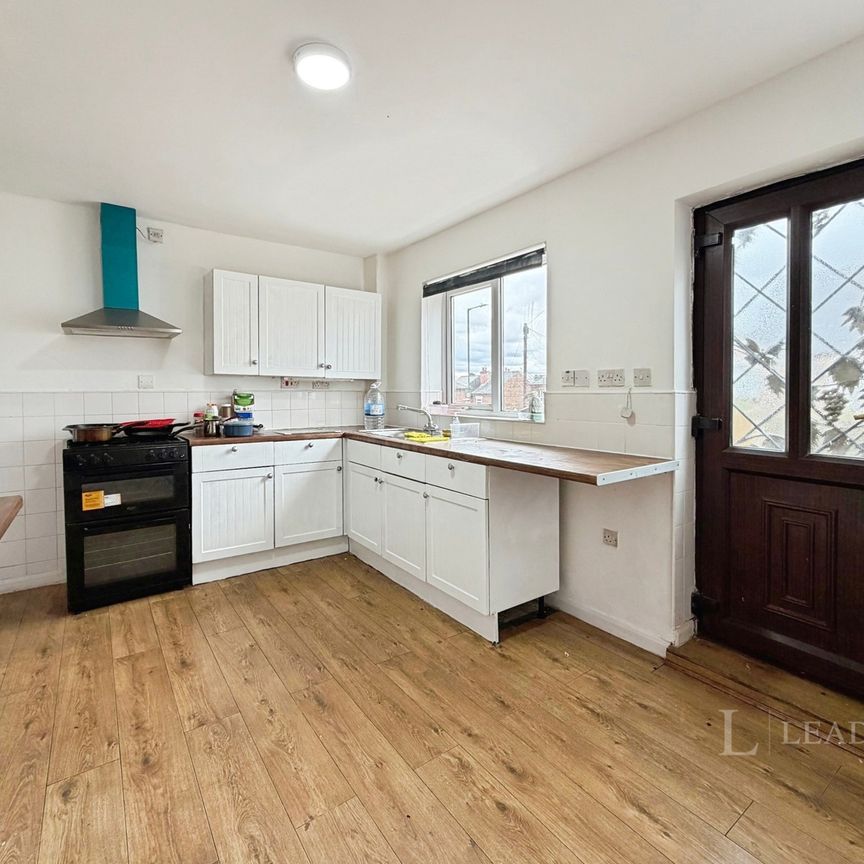 2 bedroom house to rent Sneinton Boulevard, Nottingham, Nottinghamshire, NG2 - Photo 1