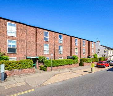 Newly refurbished 1 bedroom apartment to rent in Cambridge within walking distance of the City centre. Garage. Unfurnished. - Photo 4