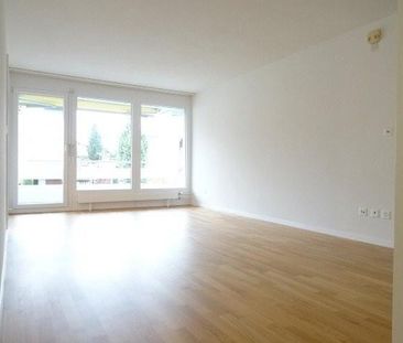 Moderne 4.5-ZW à 78 m² im 2. OG mit sonnigem Balkon - Foto 3