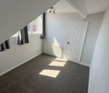 Garnet Crescent, Beeston, Leeds, LS11 5JT - Photo 3