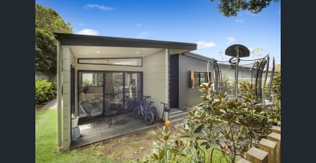 Spacious Granny Flat & Prime Location - Photo 3