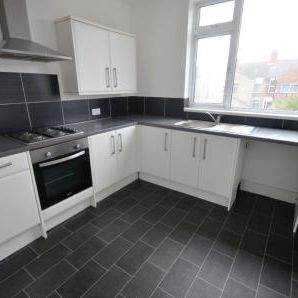 1 bedroom Flat To Let - Photo 1