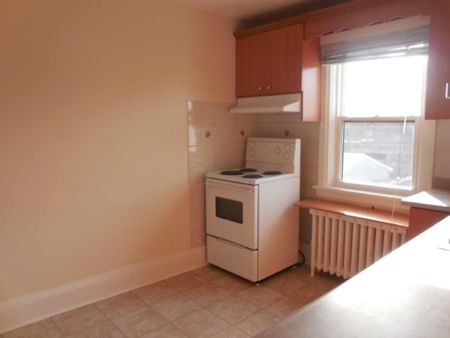 For Lease - 430 Symington Avenue, Toronto, Ontario - Photo 5