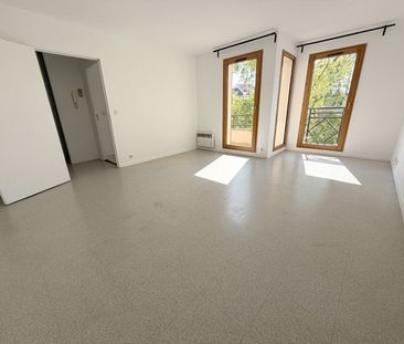 Location Appartement 2 pièces 53m² - Photo 2