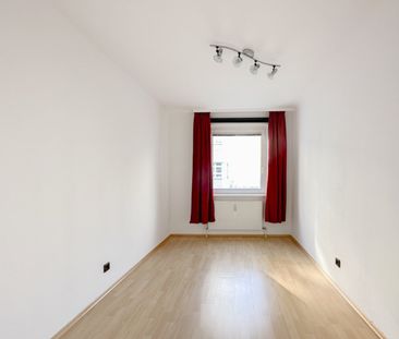 ***3-Zimmer-Neubauwohnung mit separater Küche & Loggia*** - Photo 3