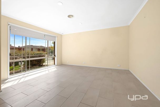 PRIME LOCATION - Photo 1