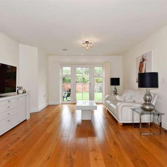 Honey Lane, Hurley, Berkshire, SL6 - Photo 1