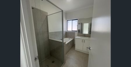 4 bedroom beautifully designed home - Photo 3