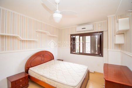 Casa em Condomínio com 3 quartos e 200m² para alugar em Partenon, Porto Alegre. - Photo 5