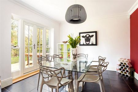 6 bedroom detached house to rent - Photo 3