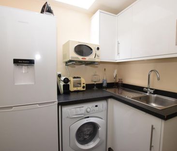 1 bedroom apartment to rent - Photo 5