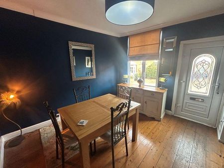 2 bedroom terraced house to rent - Photo 3