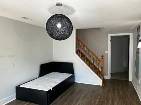 For Lease - 1199 Hamilton Road Unit# 4, London East, Ontario - Photo 3