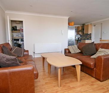68 St. Johns Wharf, 1-3 Laganbank Road, Belfast, BT1 3LT - Photo 2