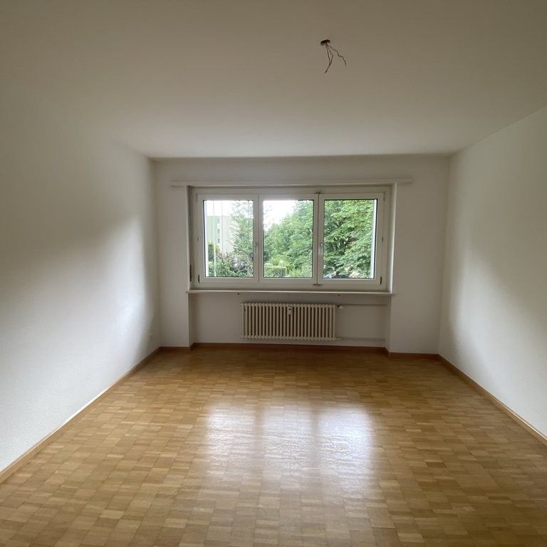 4.5-Zimmer-Wohnung in gepflegter Liegenschaft - Photo 1