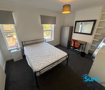 4 bedroom terraced house to rent - Photo 4