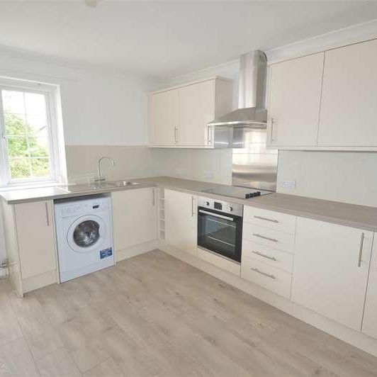 High Street, Cowbridge, Vale Of Glamorgan, CF71 - Photo 1