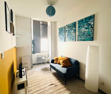 Location Appartement 2 pièces 29m² - Photo 2