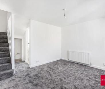 1 bedroom semi-detached house to rent - Photo 3