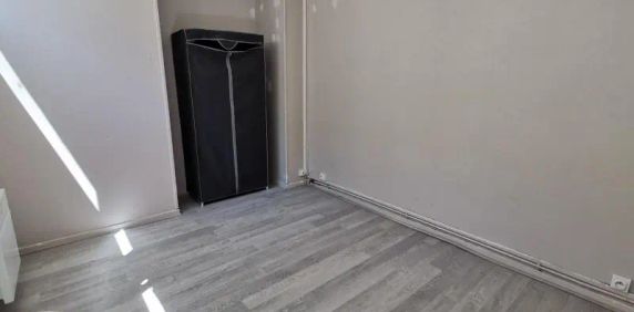 Appartement à louer 1 pièce 23.76m² - Photo 2