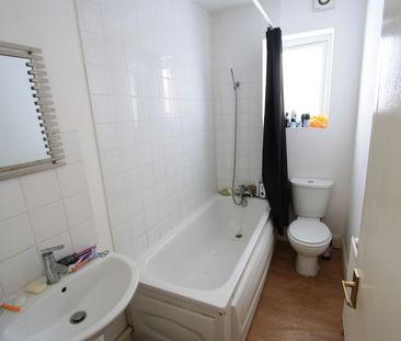 Studio Flat, Heathfield Road, CR0 - Photo 4