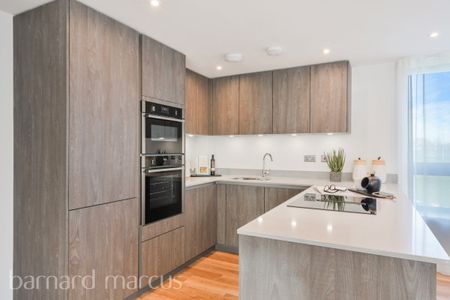 16 Lambert Place, Thames Ditton - Photo 5