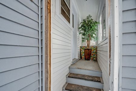 For Lease - 1415 Lakeshore Road, Burlington, Ontario - Photo 4