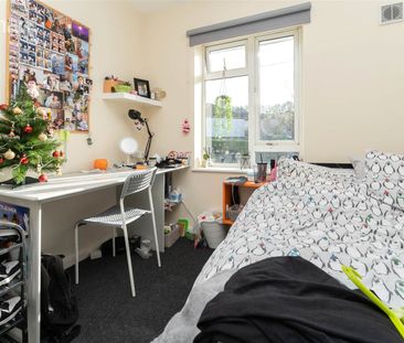 5 bedroom semi-detached house to rent - Photo 5