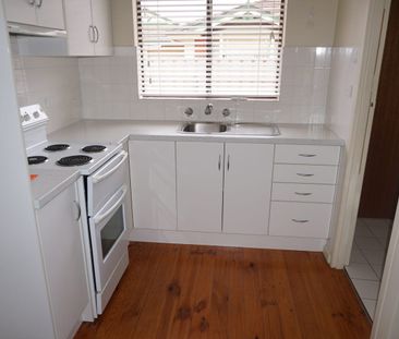 Lovely Single Storey Unit in Small Group - Photo 6