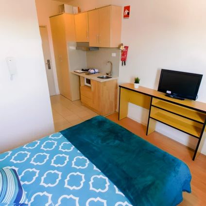58 Douglas Street, Melbourne - Photo 1