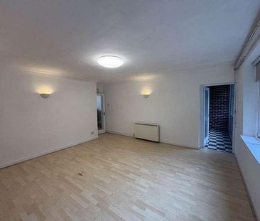 Bury New Road, Salford, M7 - Photo 3