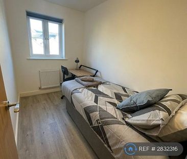 3 bedroom semi-detached house to rent - Photo 6