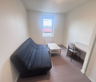 Location Appartement 1 pièce 42m² LE HAVRE 76600 - Photo 2