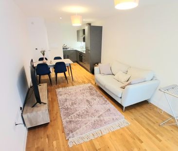 Park Place, Stevenage - Photo 1