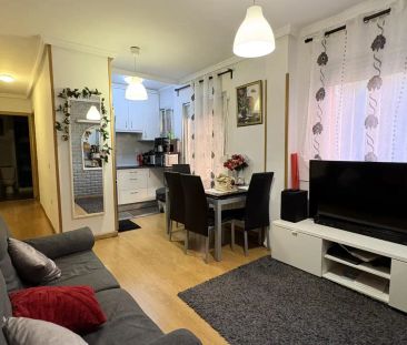 Piso de alquiler en Calle de Eduardo Marquina, 48, Comillas - Foto 3